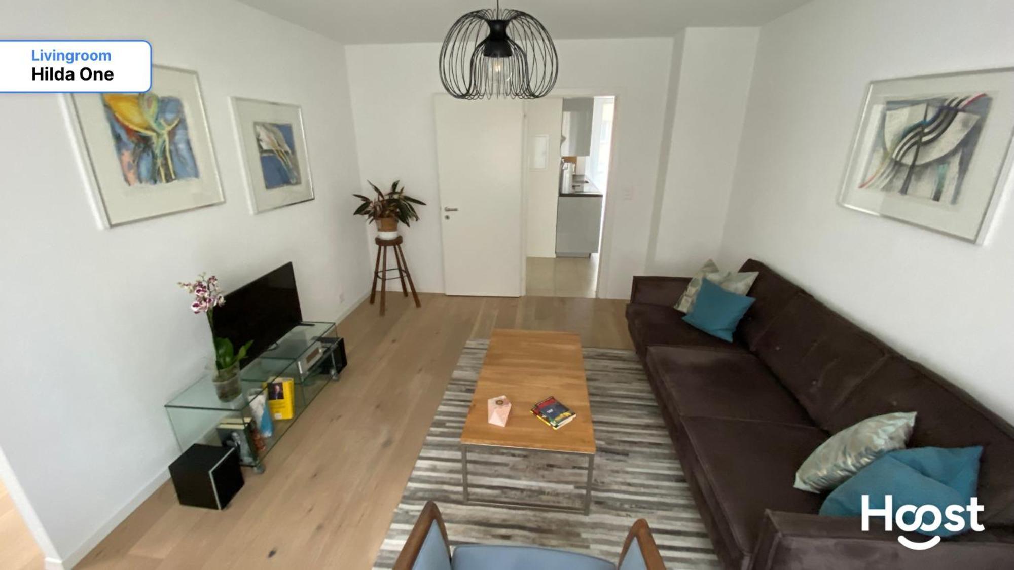 H1 With 4,5 Room, Bathroom, Kitchen, Central, Quiet & Modern With Office Zurich Exterior photo